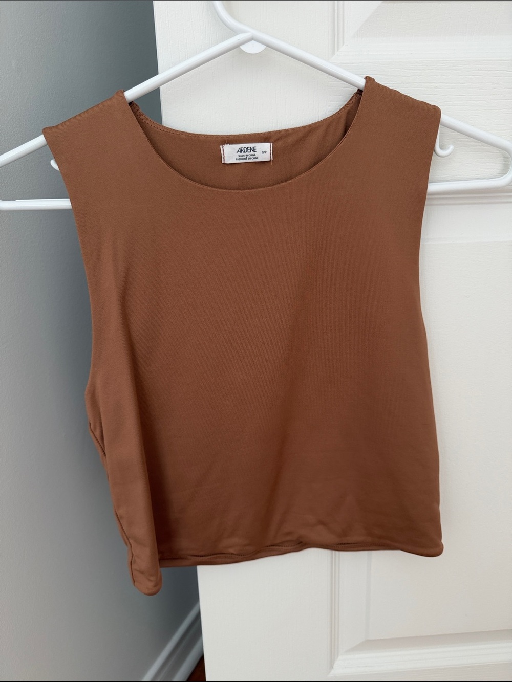 ARDENE Women's Brown Sleeveless Crop Tank
